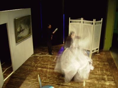 Photo by Franco Favento, 2009 - teatro: Sarto per signora - thtre: Tailleur pour Dames - theatre: Ladies' Dressmaker